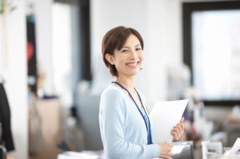 営業事務から事業会社の経理ポジションへのキャリアチェンジ成功事例
